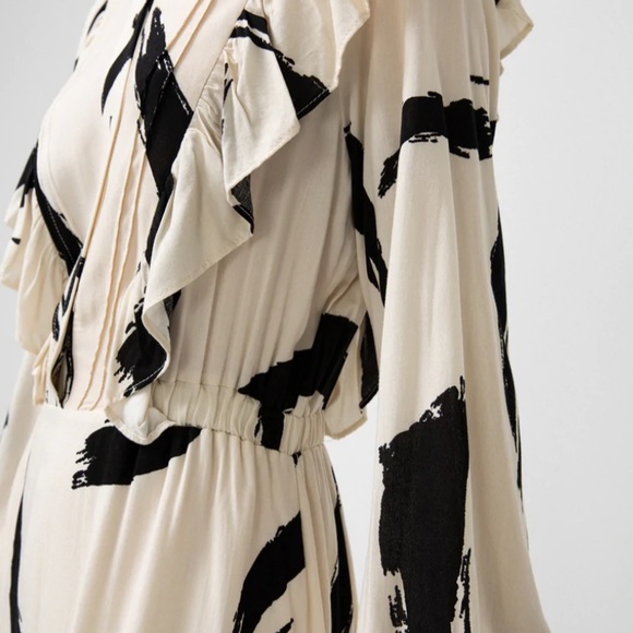 Long sleeve maxi dress BNWT - Picture 5 of 8